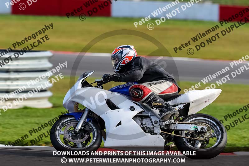 donington no limits trackday;donington park photographs;donington trackday photographs;no limits trackdays;peter wileman photography;trackday digital images;trackday photos